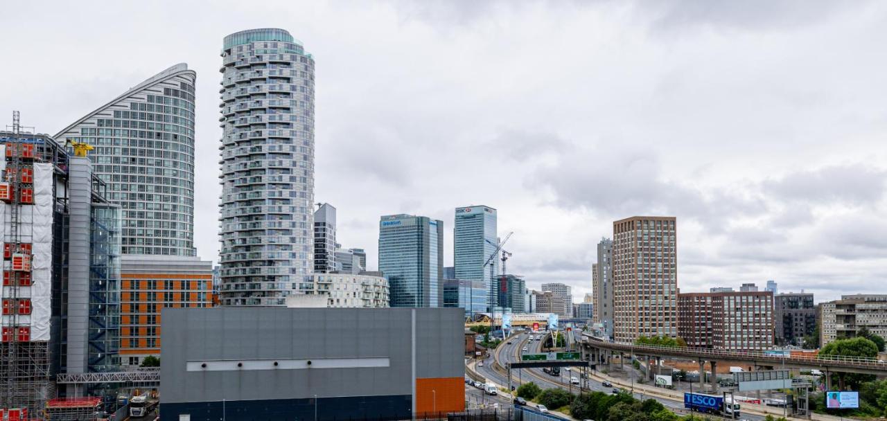 Two Bed Apartment Near Canary Wharf Лондон Екстер'єр фото