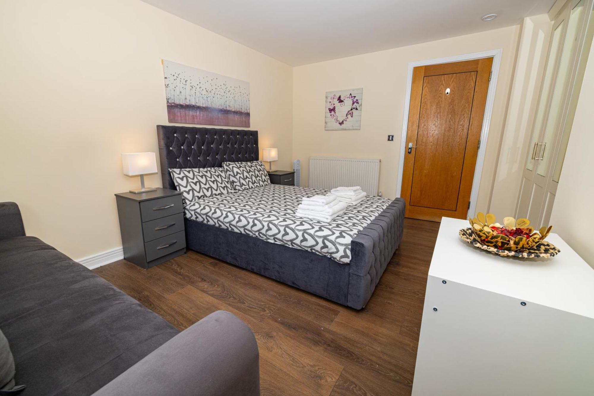 Two Bed Apartment Near Canary Wharf Лондон Екстер'єр фото