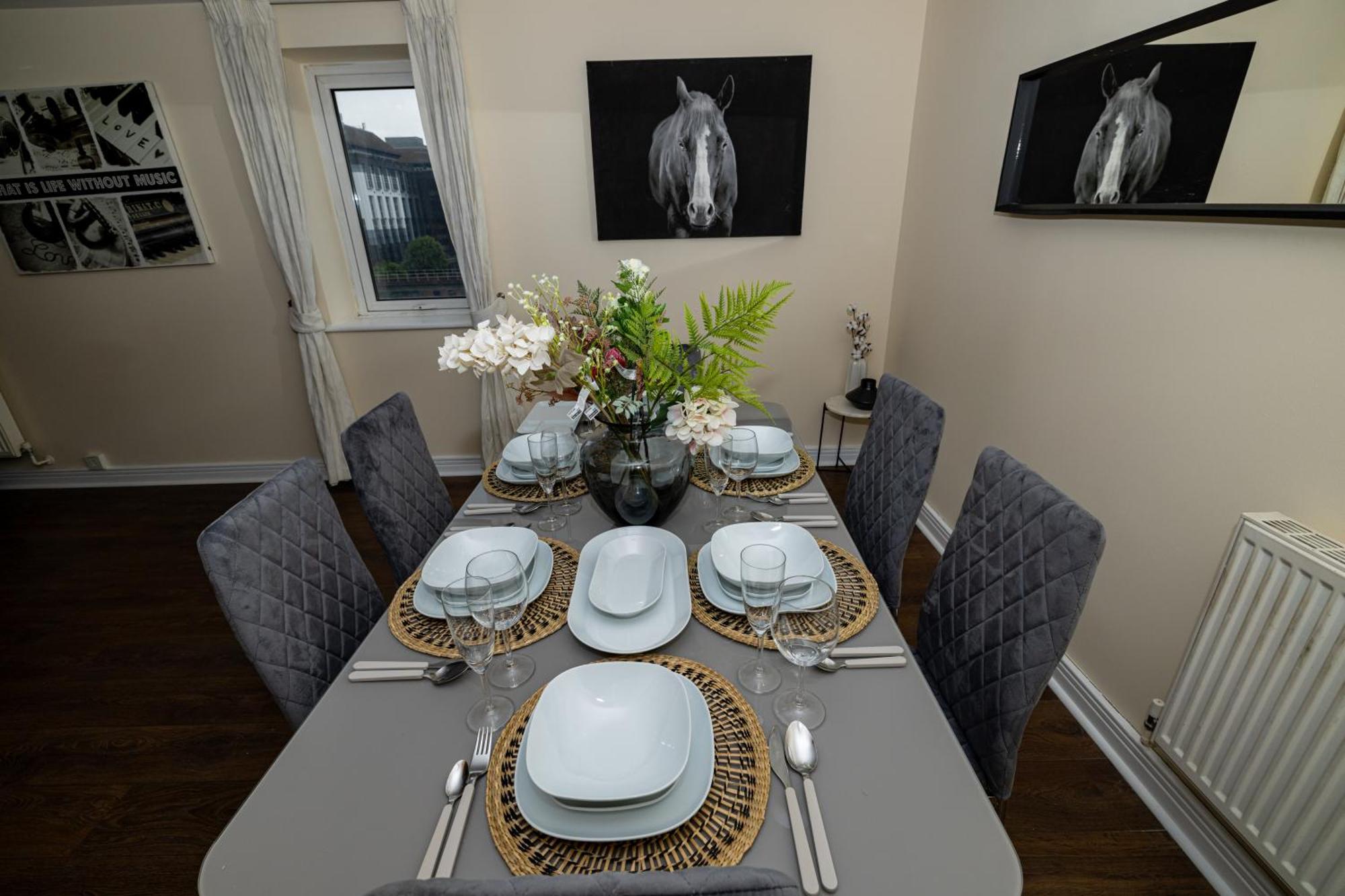 Two Bed Apartment Near Canary Wharf Лондон Екстер'єр фото